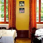Domaine Du Pont De L'eyre Hotel