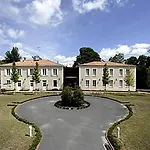 Hotel Domaine Du Pont De L'eyre