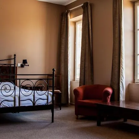 Domaine Du Pont De L'eyre 3*