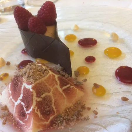 Hotel Domaine Du Pont De L'eyre