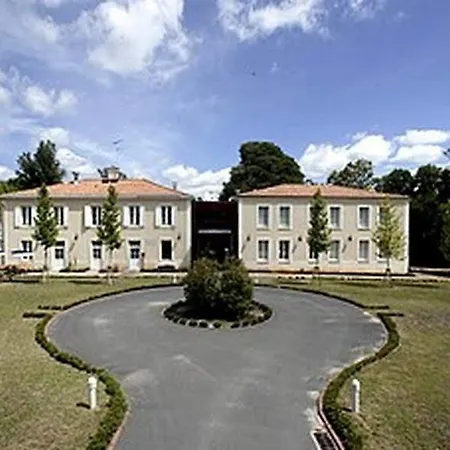 Hotel Domaine Du Pont De L'eyre