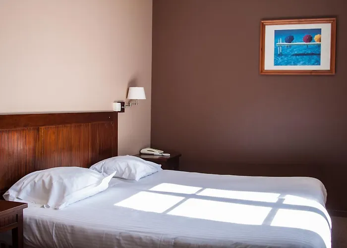 Domaine Du Pont De L'eyre ساليس